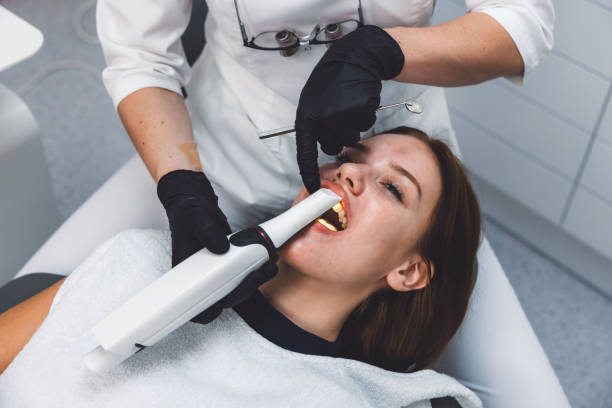 Best Emergency Broken Tooth Repair in Feather Sound, FL